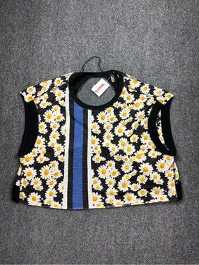 NWOT Free People FP Movement My Time Printed Tee Daisy Black Combo Small 1394